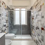 Appartement Modern 2br With Private Balcony, Steps To Metro Milan