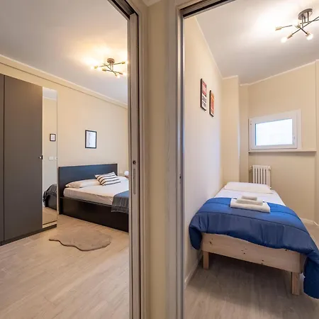 Modern 2br With Private Balcony, Steps To Metro *